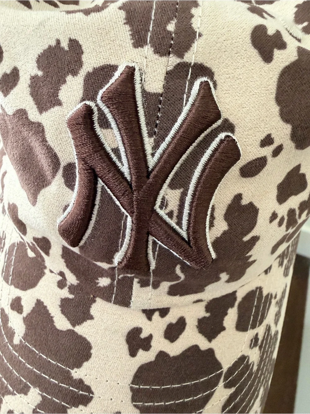 ’47 BRAND Yankees Cow Print Bessie Clean Up Hat NWT Urban Outfitters